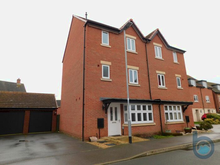 4 Bedroom Semi-Detached House To Rent In Great Northern Gardens, Bourne, PE10