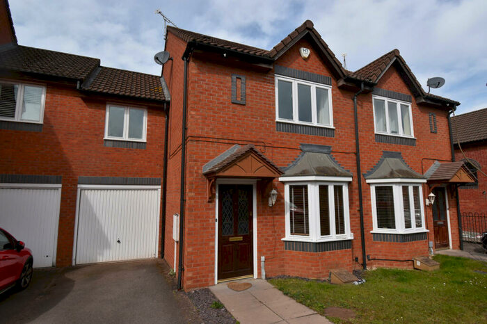 3 Bedroom Terraced House To Rent In Parish End, Leamington Spa, CV31