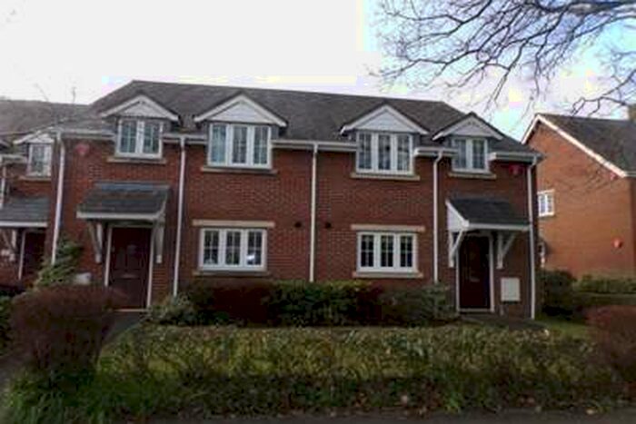 3 Bedroom Town House To Rent In Ringwood, BH24