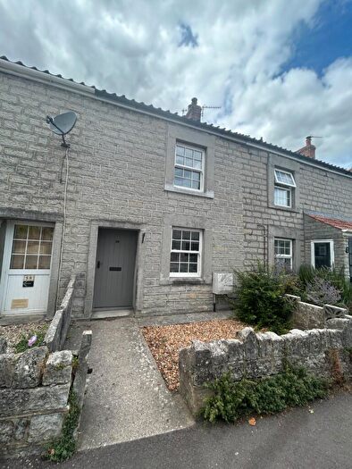 2 Bedroom Terraced House To Rent In Leigh Road, Street., BA16