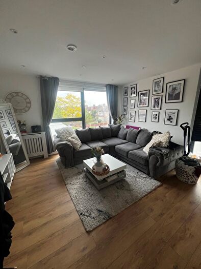 1 Bedroom Flat To Rent In Rainham Road South, London, RM10