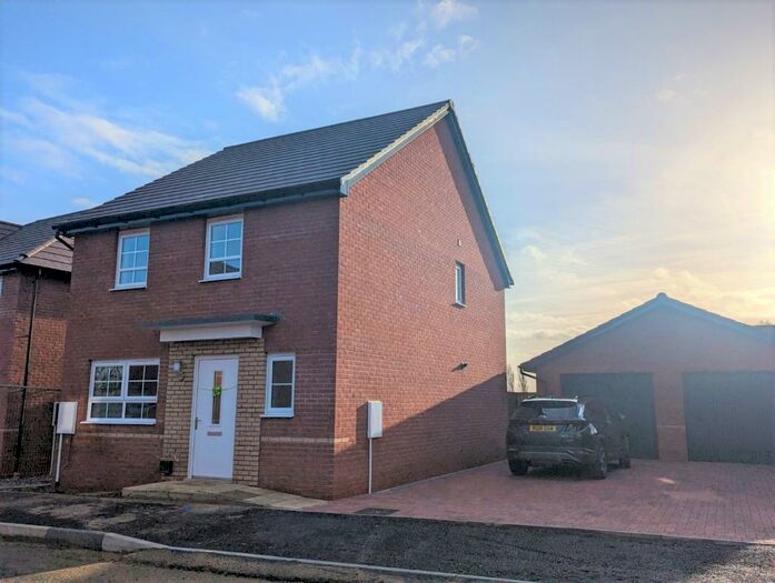 4 Bedroom Detached House To Rent In Brockhall Crescent, Barton Seagrave, NN15