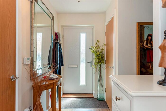 3 Bedroom Terraced House For Sale In North Mead, Chichester, PO19