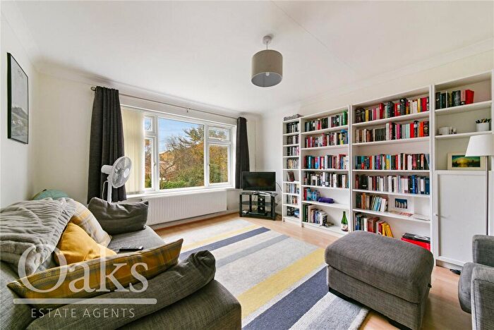2 Bedroom Maisonette For Sale In Prince Road, South Norwood, SE25