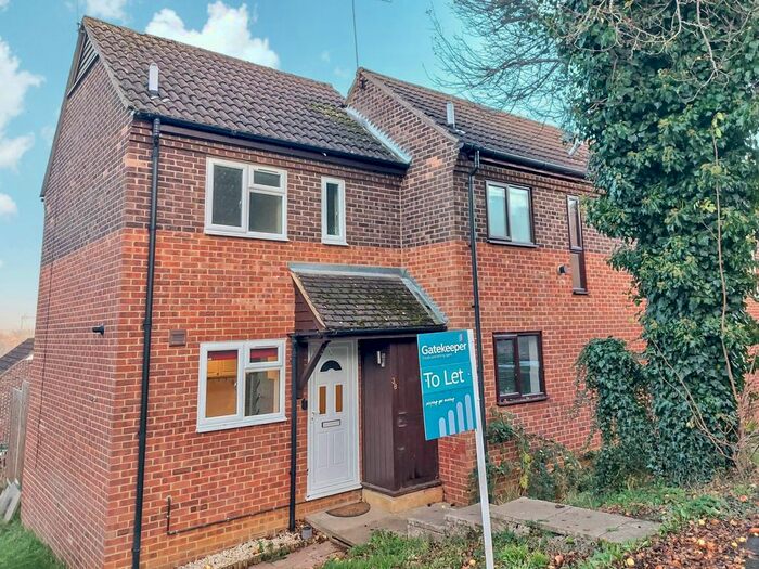 1 Bedroom Terraced House To Rent In The Camellias, Banbury, Oxon OX16