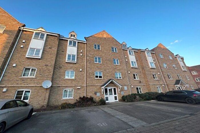 2 Bedroom Flat To Rent In Henry Bird Way, Northampton, NN4