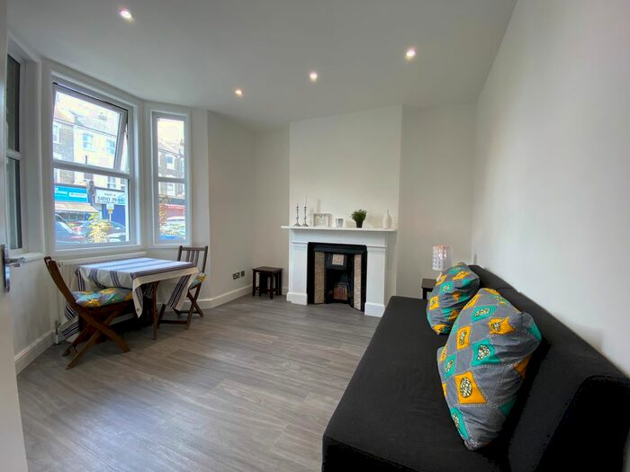 3 Bedroom Terraced House To Rent In High Street, Harlesden, London, NW10