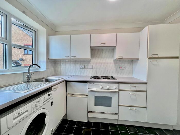 1 Bedroom Studio To Rent In Bracklesham Close, Southampton, SO19