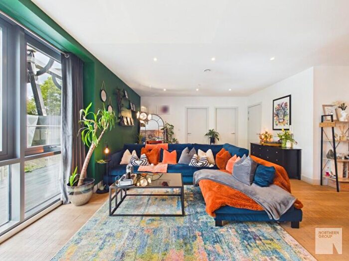 3 Bedroom Apartment To Rent In One Vesta Street :: New Islington, M4