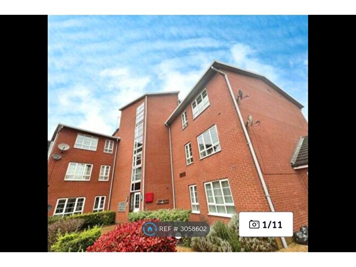 2 Bedroom Flat To Rent In Heron House, Tipton, DY4