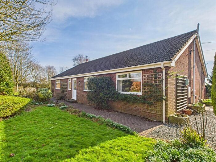 3 Bedroom Detached Bungalow For Sale In Slates Farm, Rotten Row, Theddlethorpe, LN12