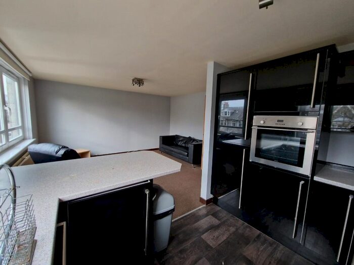 2 Bedroom Flat To Rent In Deemount Terrace, Ferryhill, Aberdeen, AB11