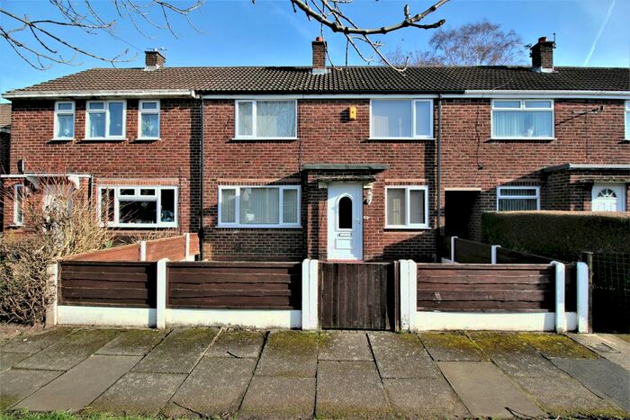 3 Bedroom Terraced House To Rent In Pickmere Close, Sale, M33