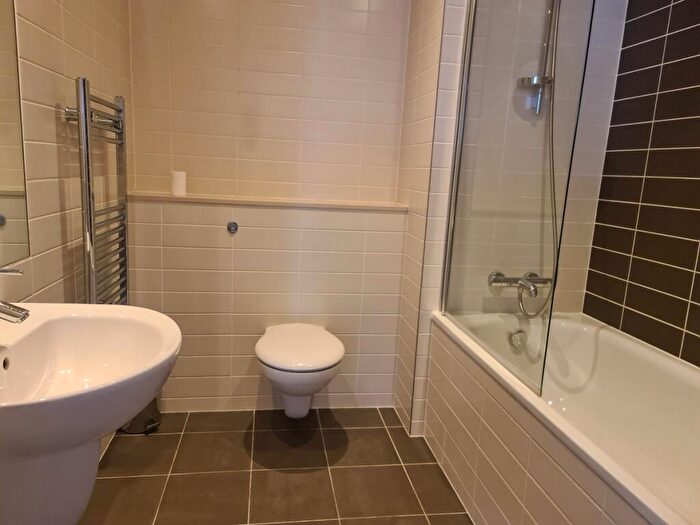 2 Bedroom Apartment To Rent In Strand Street Liverpool, L1