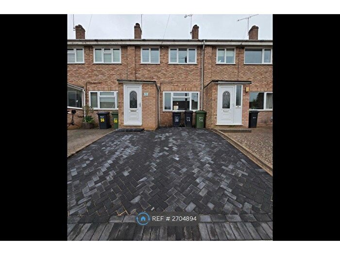 2 Bedroom Terraced House To Rent In Hawkwood Crescent, Worcester, WR2