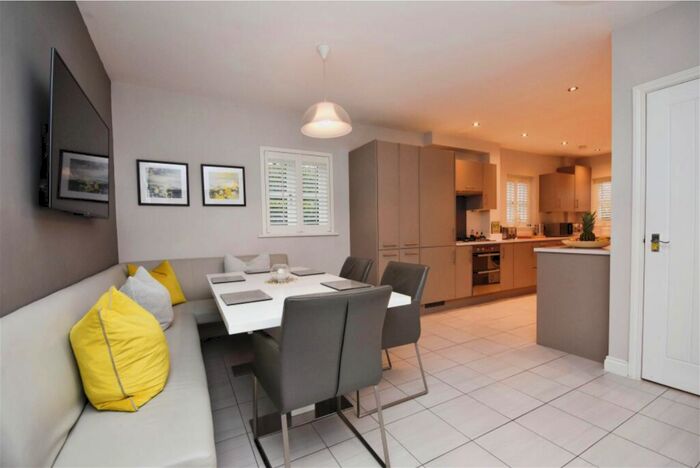 4 Bedroom Detached House For Sale In Stortford Road, Little Canfield, Dunmow, CM6