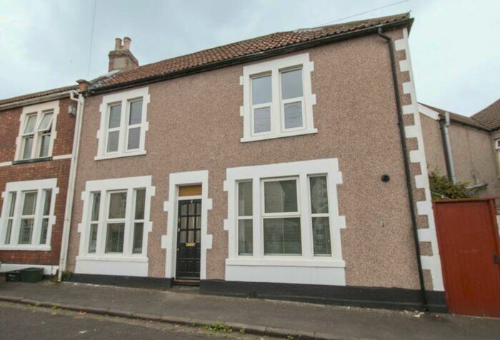 2 Bedroom Terraced House To Rent In Grove Park Terrace, Fishponds, BS16