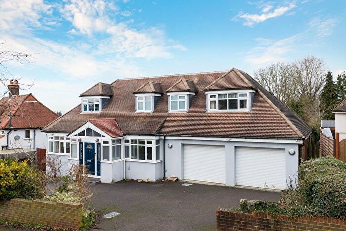 5 Bedroom Property For Sale In Roundwood Way, Banstead, SM7