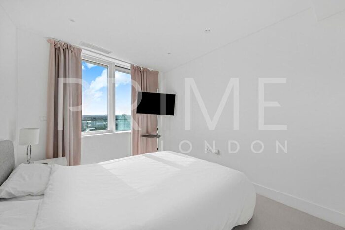 2 Bedroom Apartment To Rent In Lombard Wharf, Lombard Road, Battersea, SW11