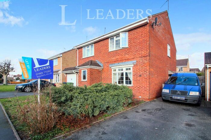 2 Bedroom Semi-Detached House To Rent In Newland Road, Droitwich Spa, Worcestershire., WR9