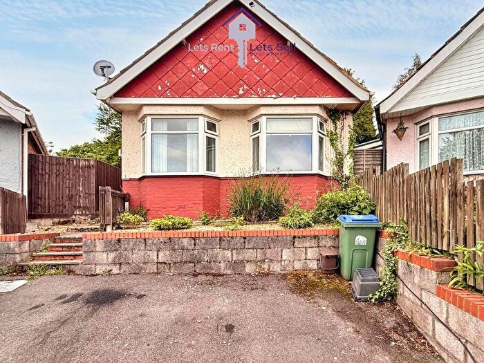 2 Bedroom Bungalow For Sale In Onibury Road, SO18