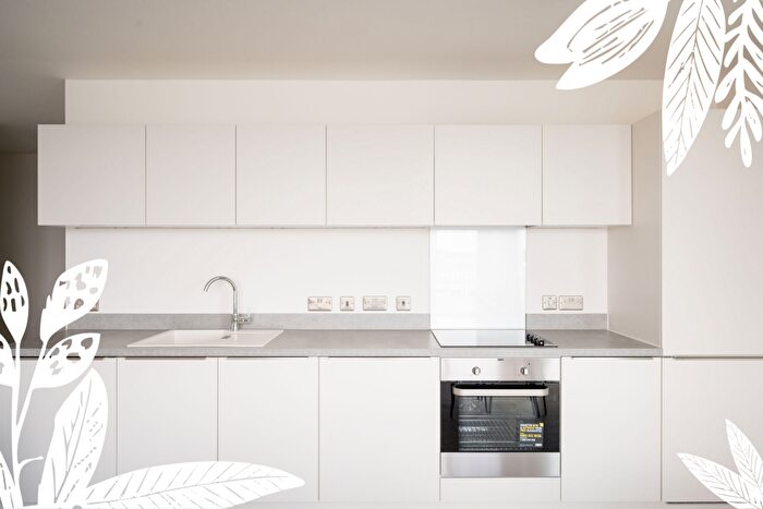 3 Bedroom Flat To Rent In The Kell, Gillingham Gate Road, Gillingham, ME4