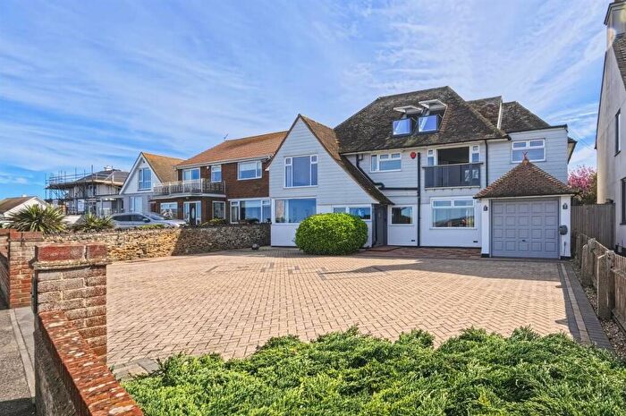 5 Bedroom Detached House For Sale In Sea Road, Westgate-on-Sea, CT8