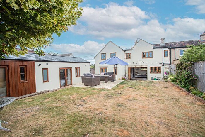 5 Bedroom Cottage For Sale In Tetbury Lane, Crudwell, SN16
