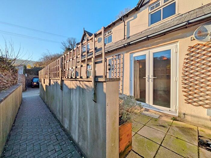 2 Bedroom Flat For Sale In Bakers Court Lane, Lynton, EX35