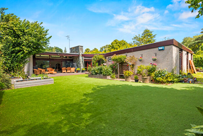 4 Bedroom Detached Bungalow For Sale In Allerton Road, Liverpool, L18
