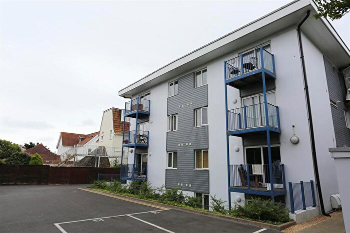 2 Bedroom Flat To Rent In Catherines Road, Southbourne Cliffs, BH6