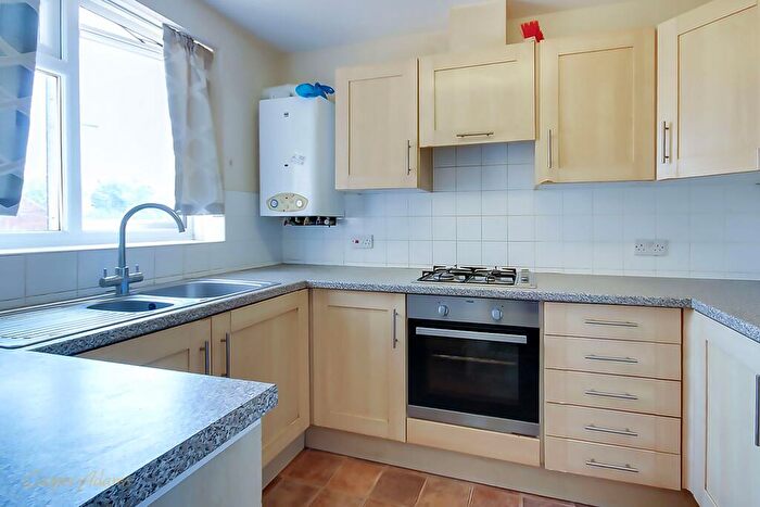 1 Bedroom Flat To Rent In Ham Road, Worthing, BN11