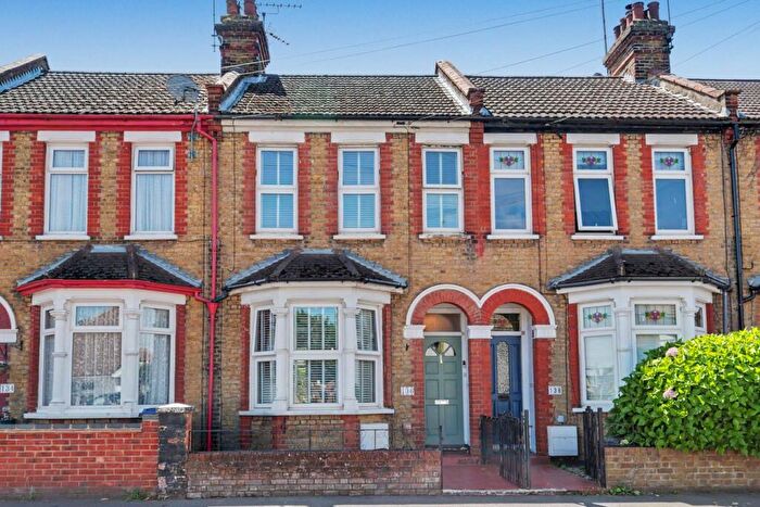 3 Bedroom Terraced House For Sale In Fairfax Drive, Southend-on-sea, SS0