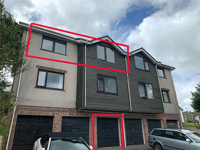 2 Bedroom Apartment To Rent In Hillside Court, Bodmin, PL31
