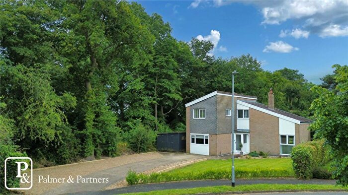 4 Bedroom Detached House For Sale In Manor Gardens, Saxmundham, Suffolk, IP17