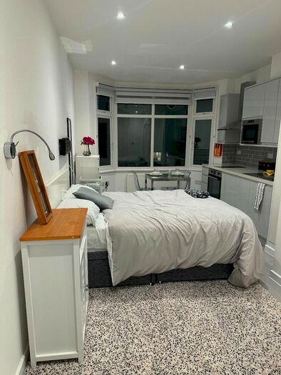 Studio To Rent In Lowlands Road, Harrow-On-The-Hill, Harrow, HA1