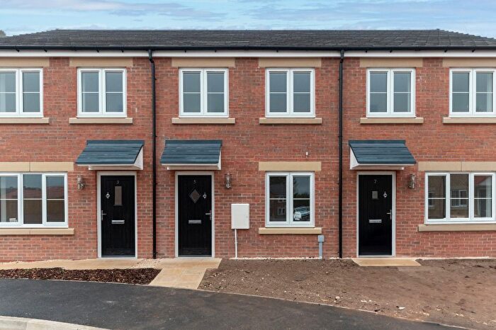 2 Bedroom Terraced House For Sale In Belper Grove, Harworth, DN11