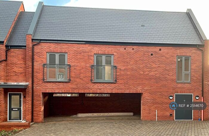 2 Bedroom Flat To Rent In Rolfe Road, Chelmsford, CM1