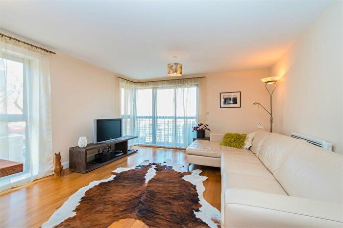 2 Bedroom Apartment For Sale In Pollard House, A Spa Road, Bermondsey, SE16