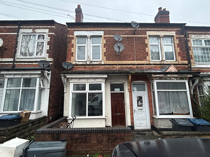 4 Bedroom End Of Terrace House For Sale In Beeton Road, Birmingham, West Midlands, B18