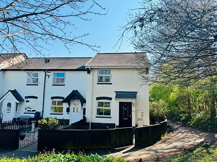 2 Bedroom End Of Terrace House To Rent In Loram Way, Exeter, Devon, EX2