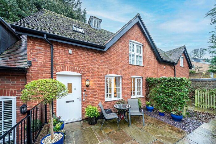 1 Bedroom Terraced House For Sale In Crown Mews, Tring, HP23
