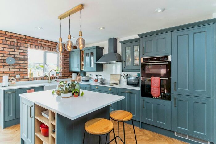 4 Bedroom Semi-Detached House For Sale In Knights Mead, Chudleigh Knighton, Chudleigh, Newton Abbot, TQ13