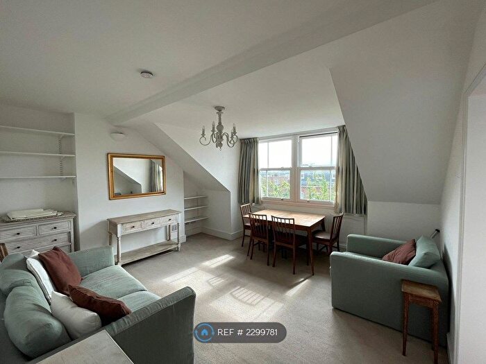 1 Bedroom End Of Terrace House To Rent In Adolphus Road, London, N4