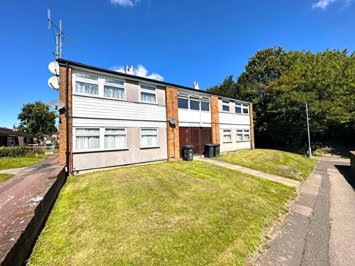 1 Bedroom Apartment To Rent In Sylam Close, Luton, LU3