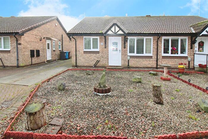 2 Bedroom Semi-Detached Bungalow For Sale In Marfleet Lane, Hull, HU9