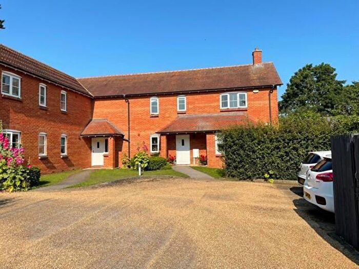 2 Bedroom Apartment To Rent In Lodore, Deanshanger, MK19