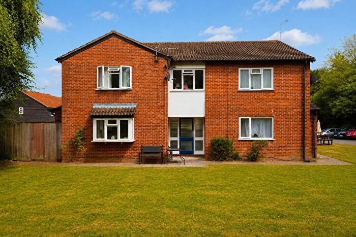 1 Bedroom Studio For Sale In Celandine Drive, Luton, Bedfordshire, LU3