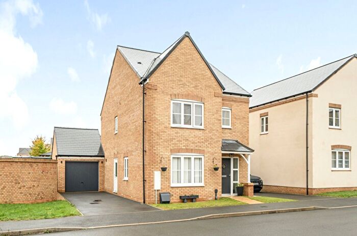 3 Bedroom Detached House For Sale In Holloway Lane, Minster Lovell, Witney, OX29