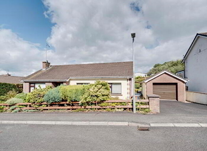 3 Bedroom Detached Bungalows For Sale In Fairlea Heights, Moneymore, BT45